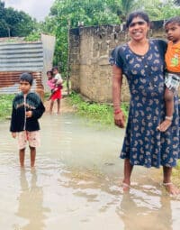 mother-and-kids-in-flood-area