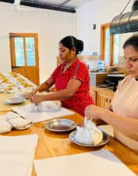 women-packing-food